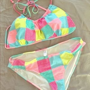 Vineyard Vines swimsuit - medium